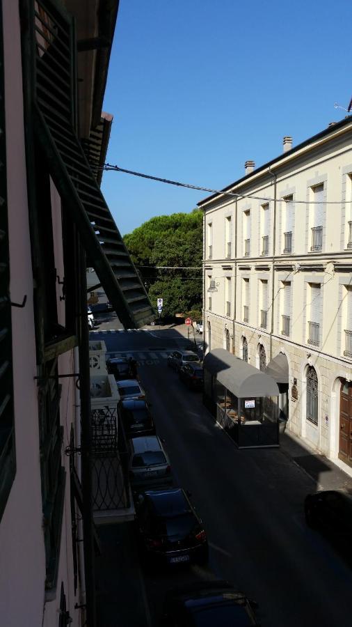 Casa Di Titta Vicino Al Mare Villa Viareggio Kültér fotó